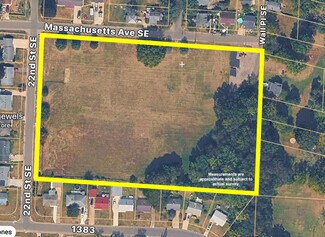 Massillon, OH Commercial - 2219 Massachusetts SE ave