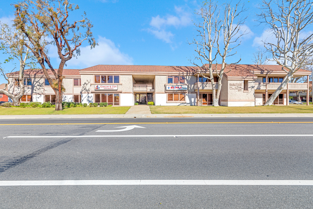 601 E Daily Dr, Camarillo, CA for Rent