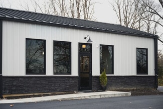 Columbus, IN Office/Retail - 4430 W Jonathan Moore Pike Columbus, IN Office/Retail - 4430 W Jonathan Moore Pike