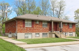 Parkville, MO Apartments - 9002 NW 57th St