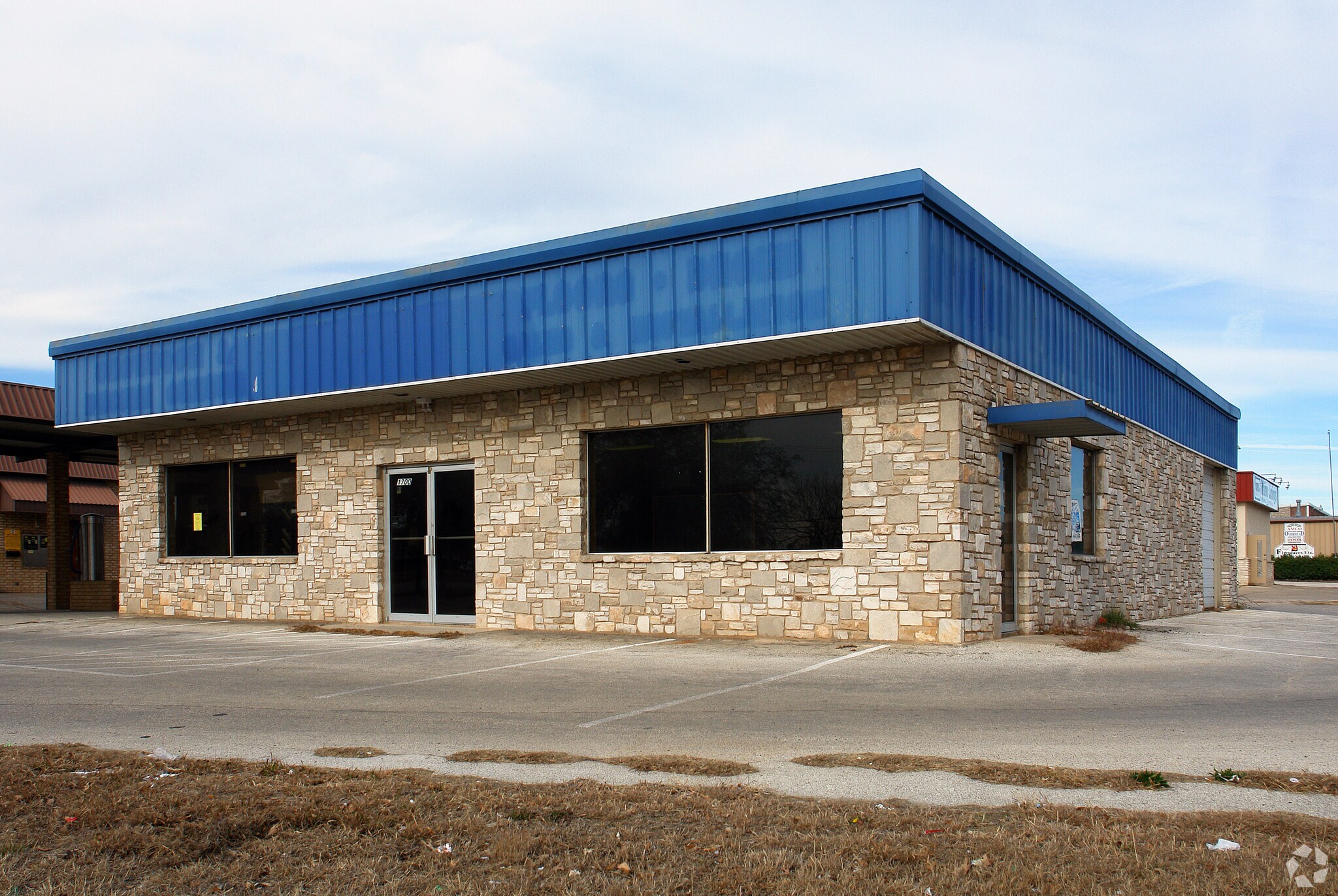 1700 W Junction Hwy, Kerrville, TX for Rent