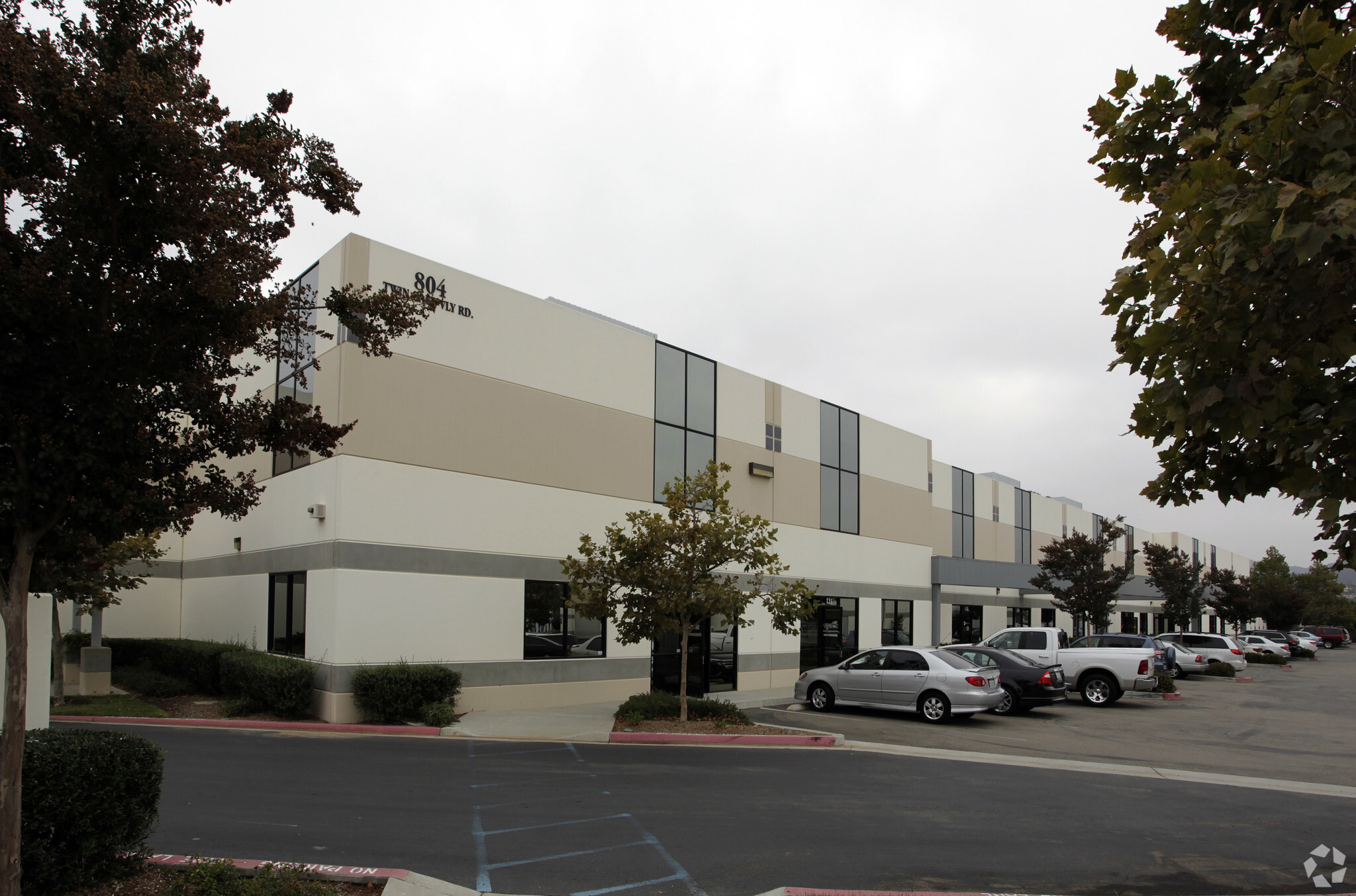 800 N Twin Oaks Valley Rd, San Marcos, CA for Rent