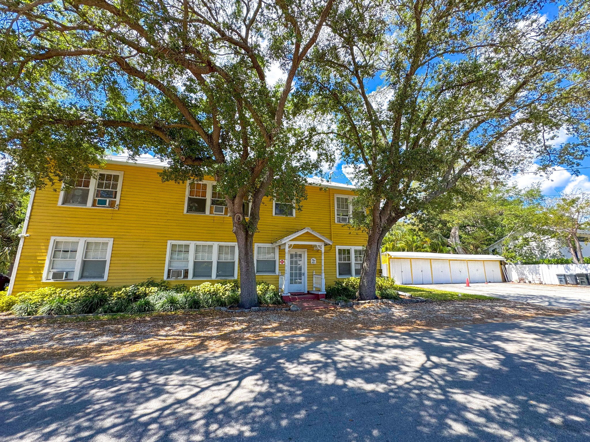 801 Coontie Ct, Fort Lauderdale, FL for Sale