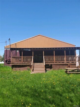 Barker, NY Retail - 1693 East Ave