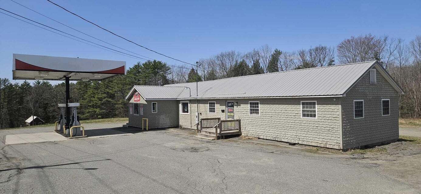 416 Canaan Rd, Skowhegan, ME for Sale