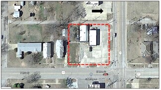 723 N Main St