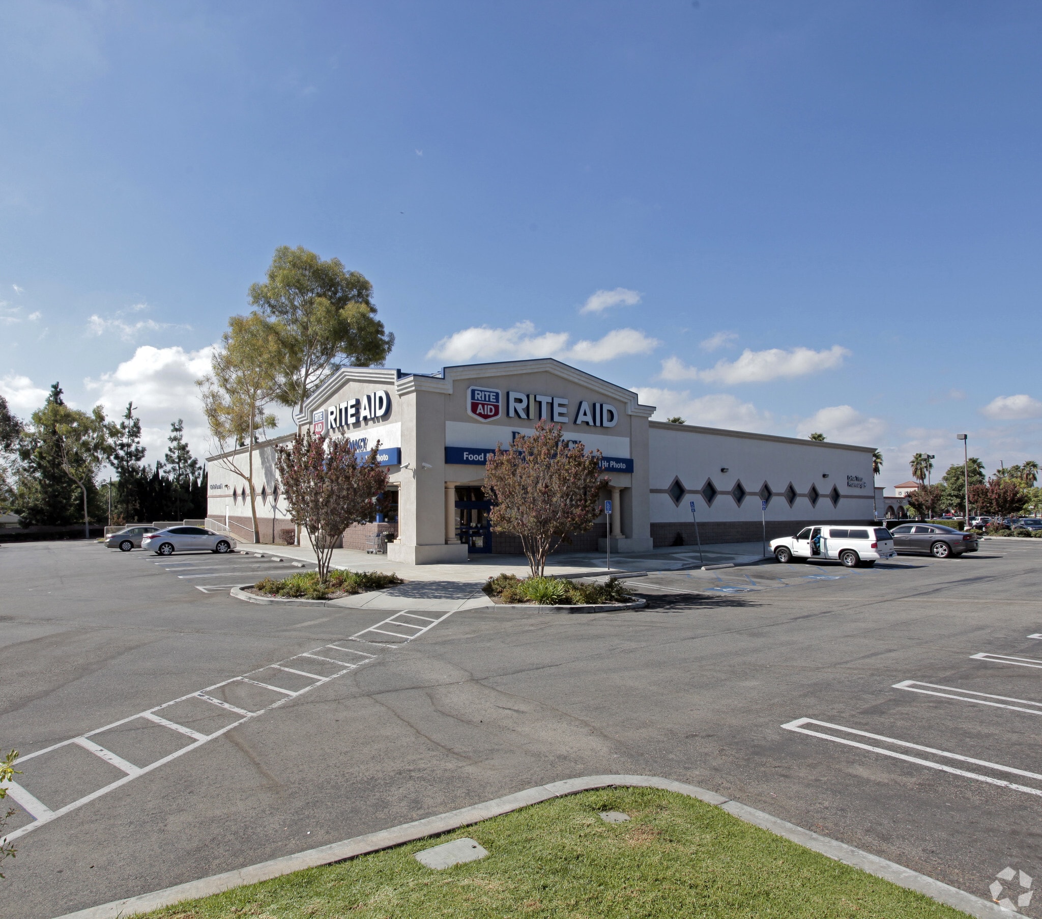 1700 W Whittier Blvd, La Habra, CA for Rent