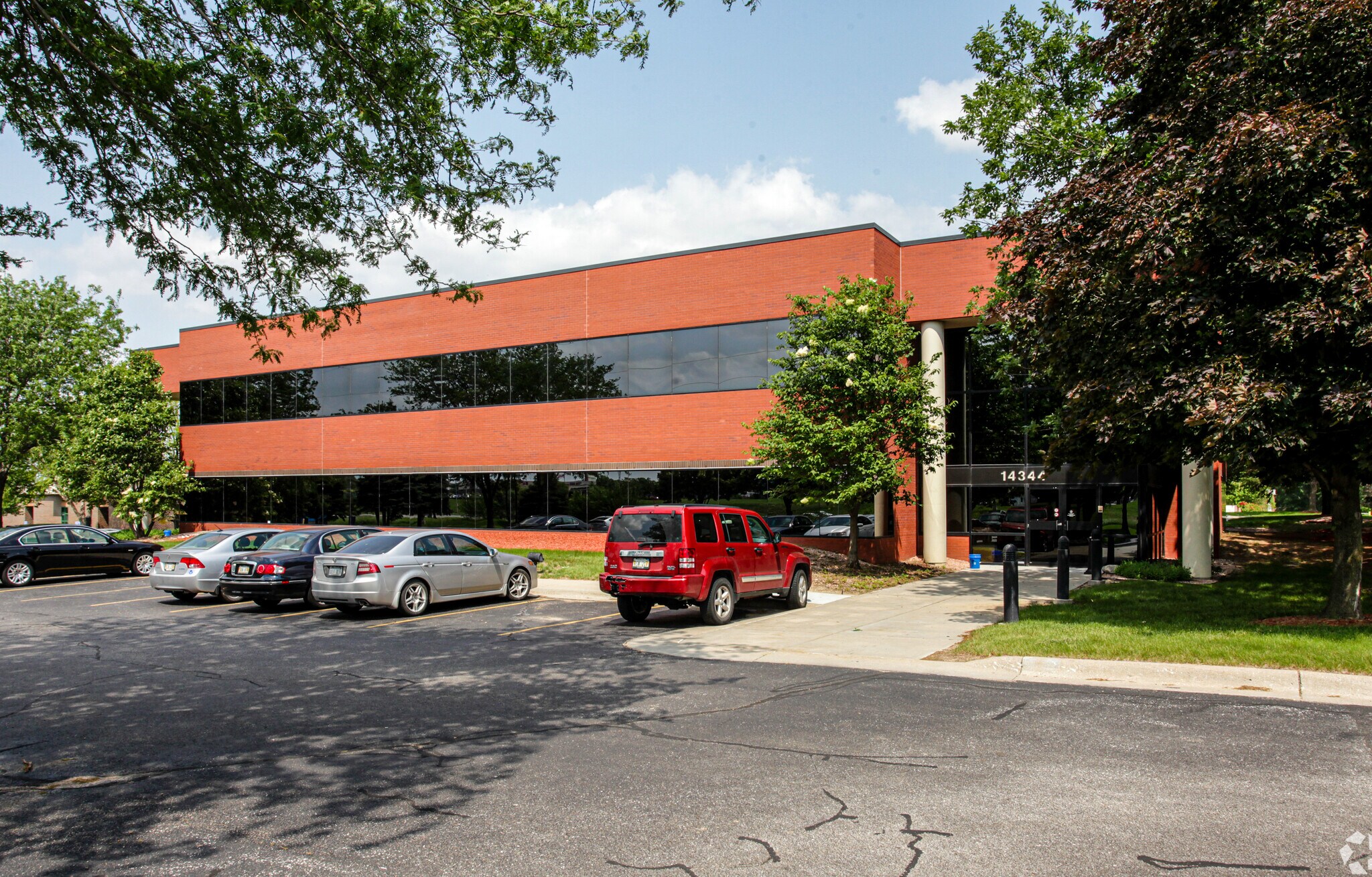 14344 Y St, Omaha, NE for Rent