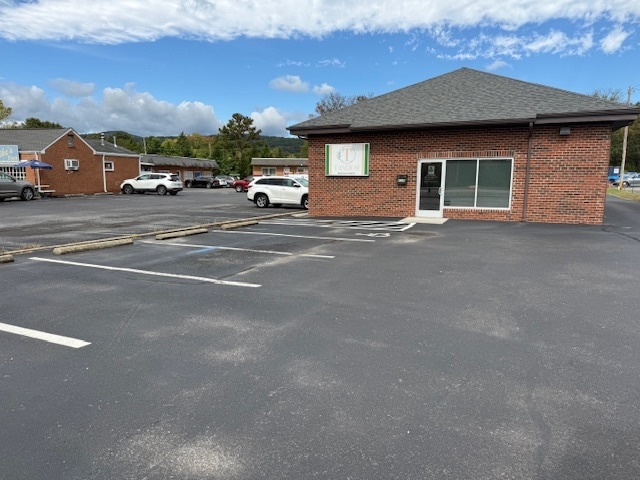 6334 Peters Creek Rd, Roanoke, VA for Rent