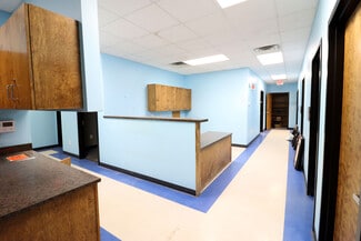 Midland, TX Office/Medical - 210 W Longview Ave