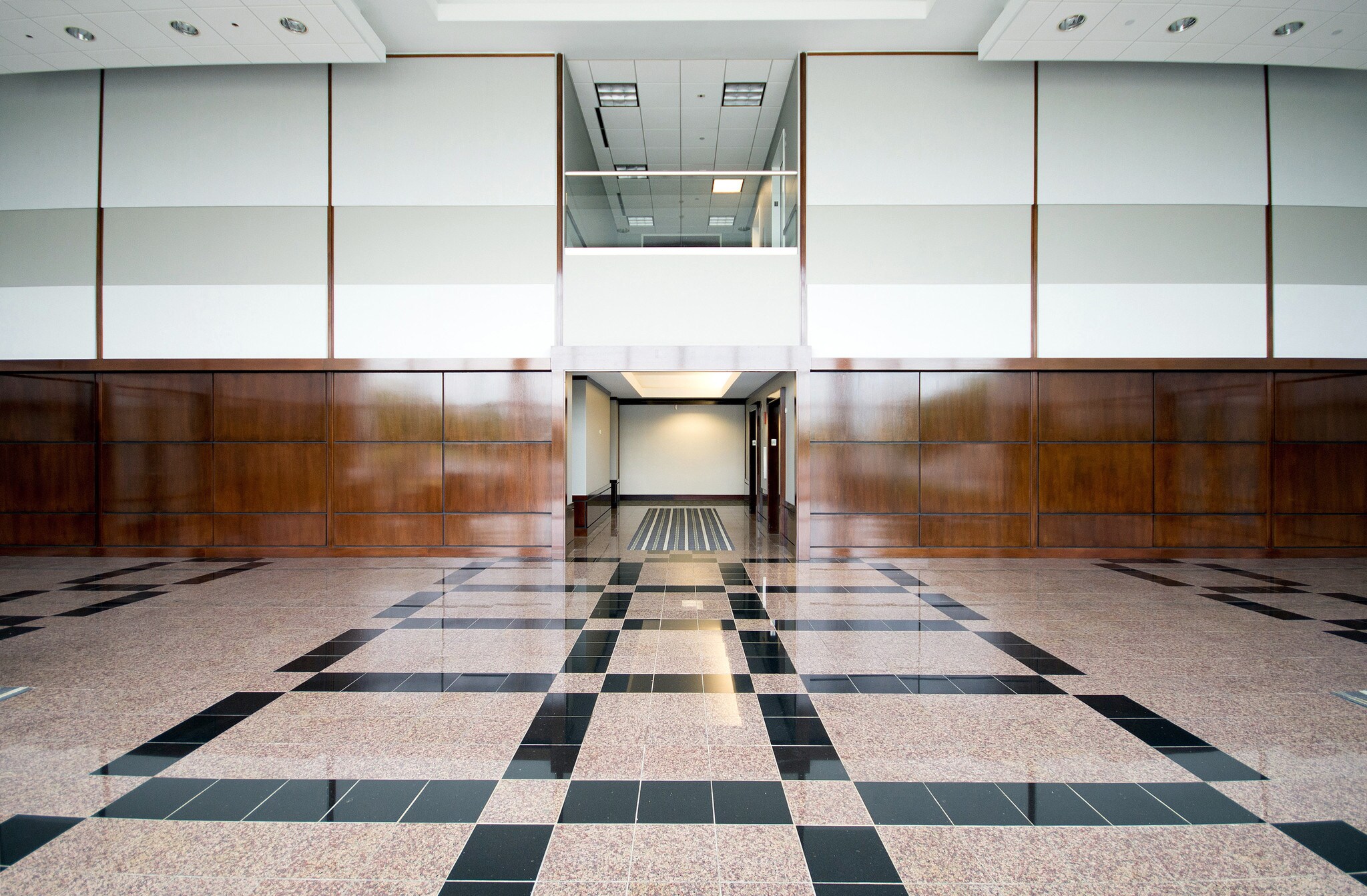 1660 Feehanville Dr, Mount Prospect, IL for Rent