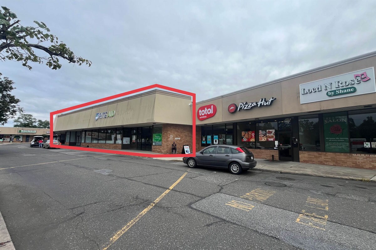 856-994 Middle Country Rd, Middle Island, NY for Rent