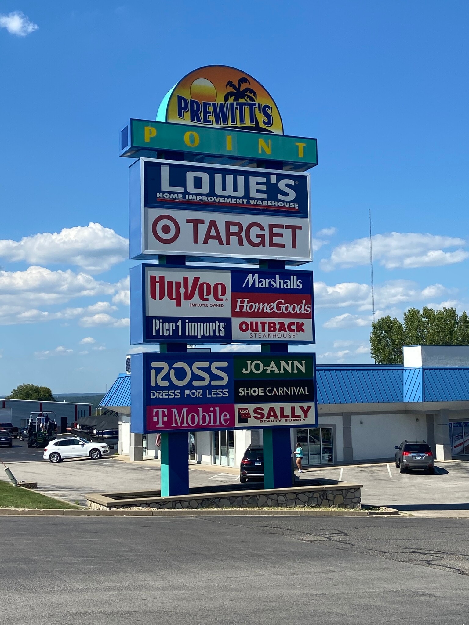 Jr Prewitt Pky, Osage Beach, MO for Rent