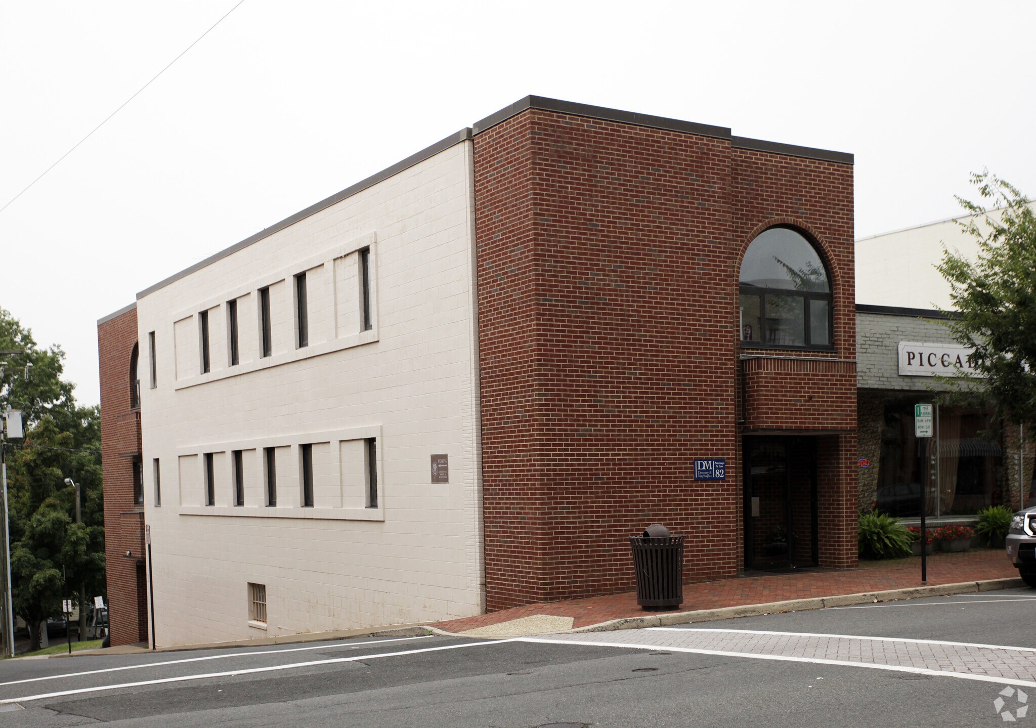 82 Main St, Warrenton, VA for Rent