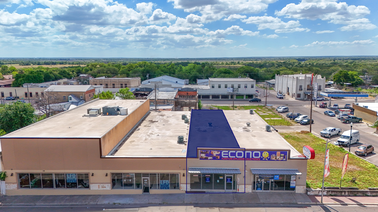 302 E 2nd St, Rio Grande City, TX for Sale