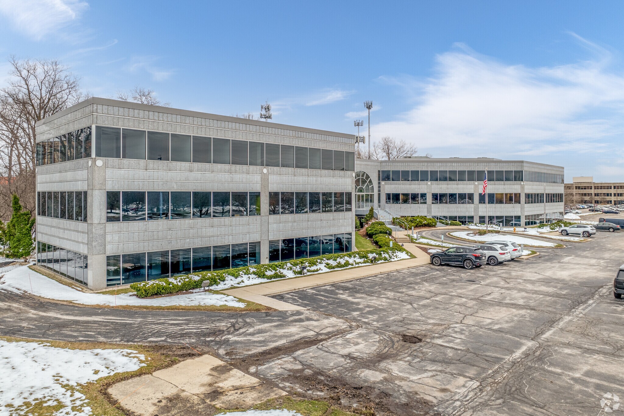 330 S Executive Dr, Brookfield, WI for Rent