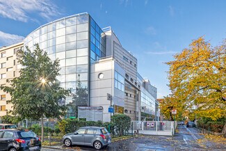 Colombes, HDS Office - 102 A Avenue Henri Barbusse