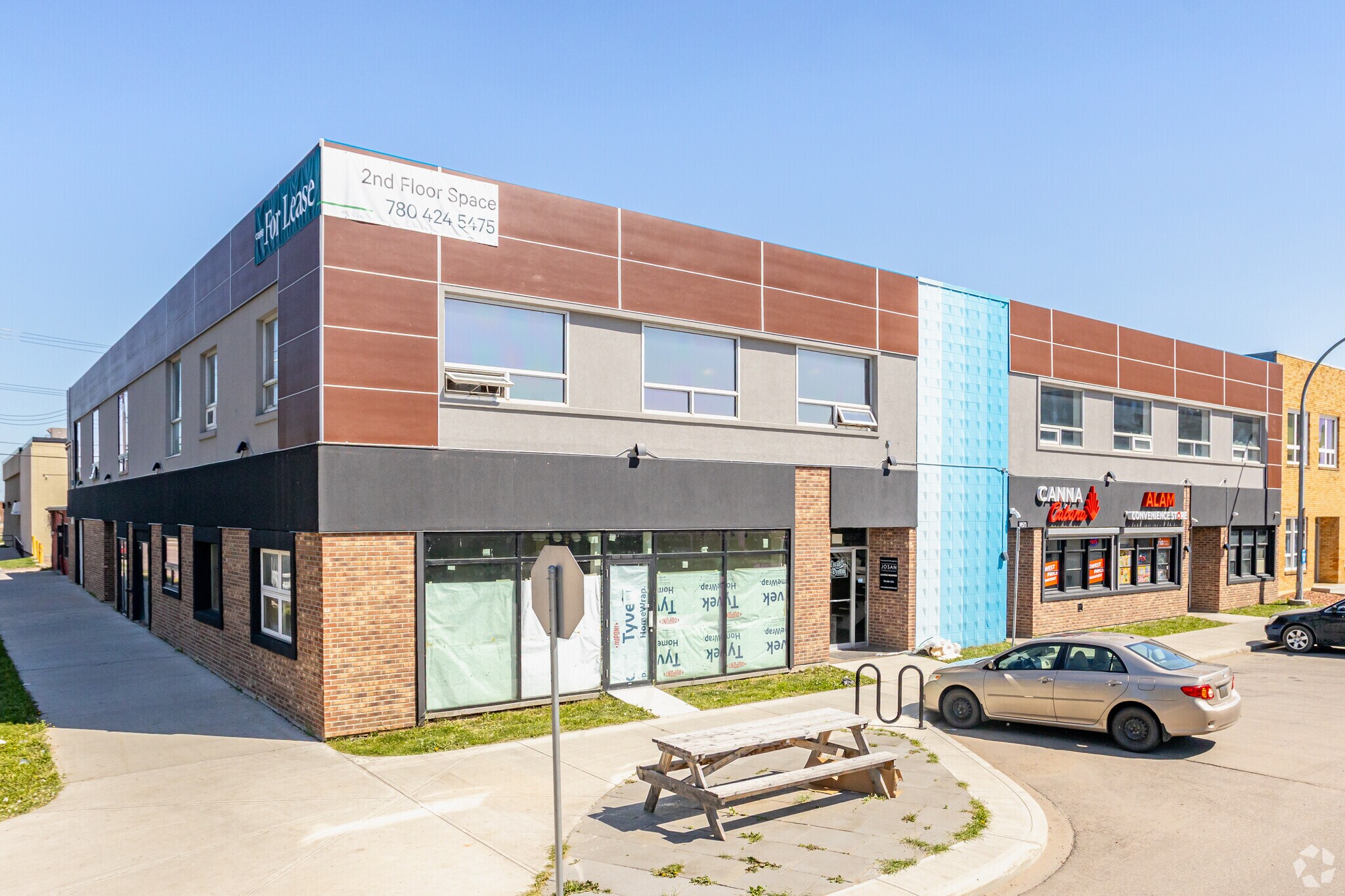 10571 114th St, Edmonton, AB for Rent