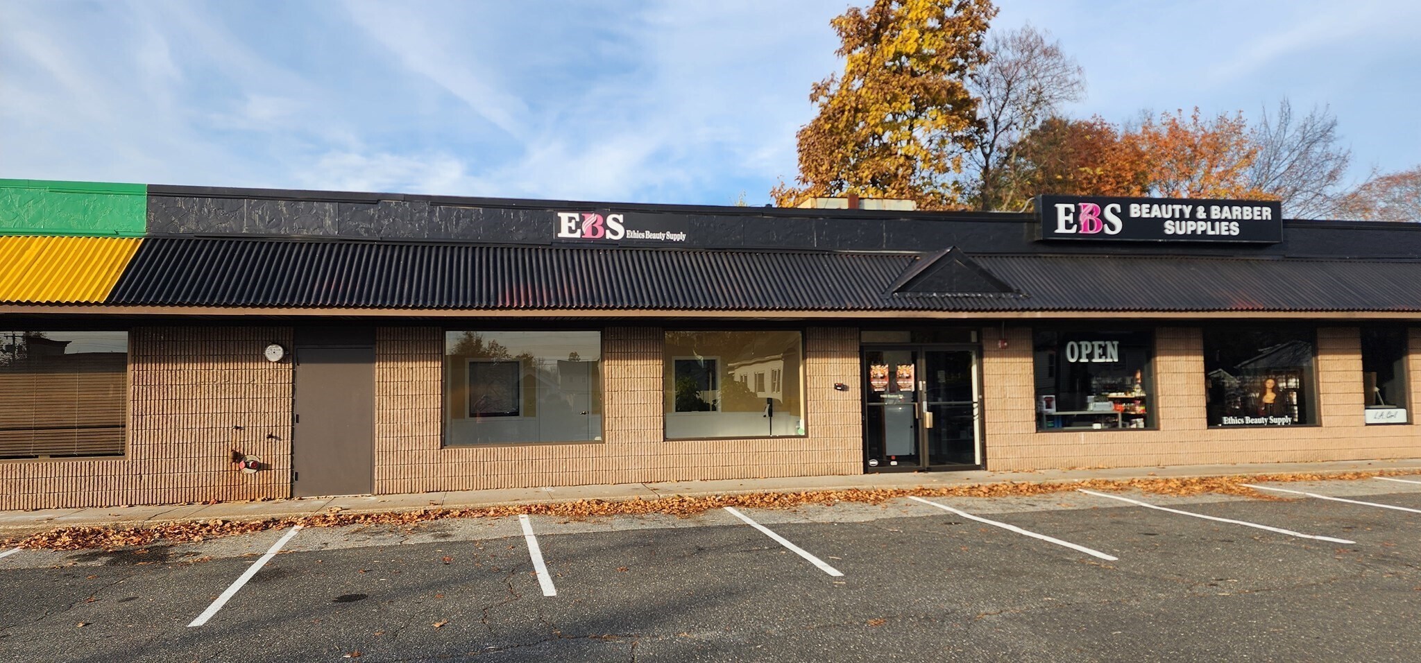 1168 Boston Rd, Springfield, MA for Sale