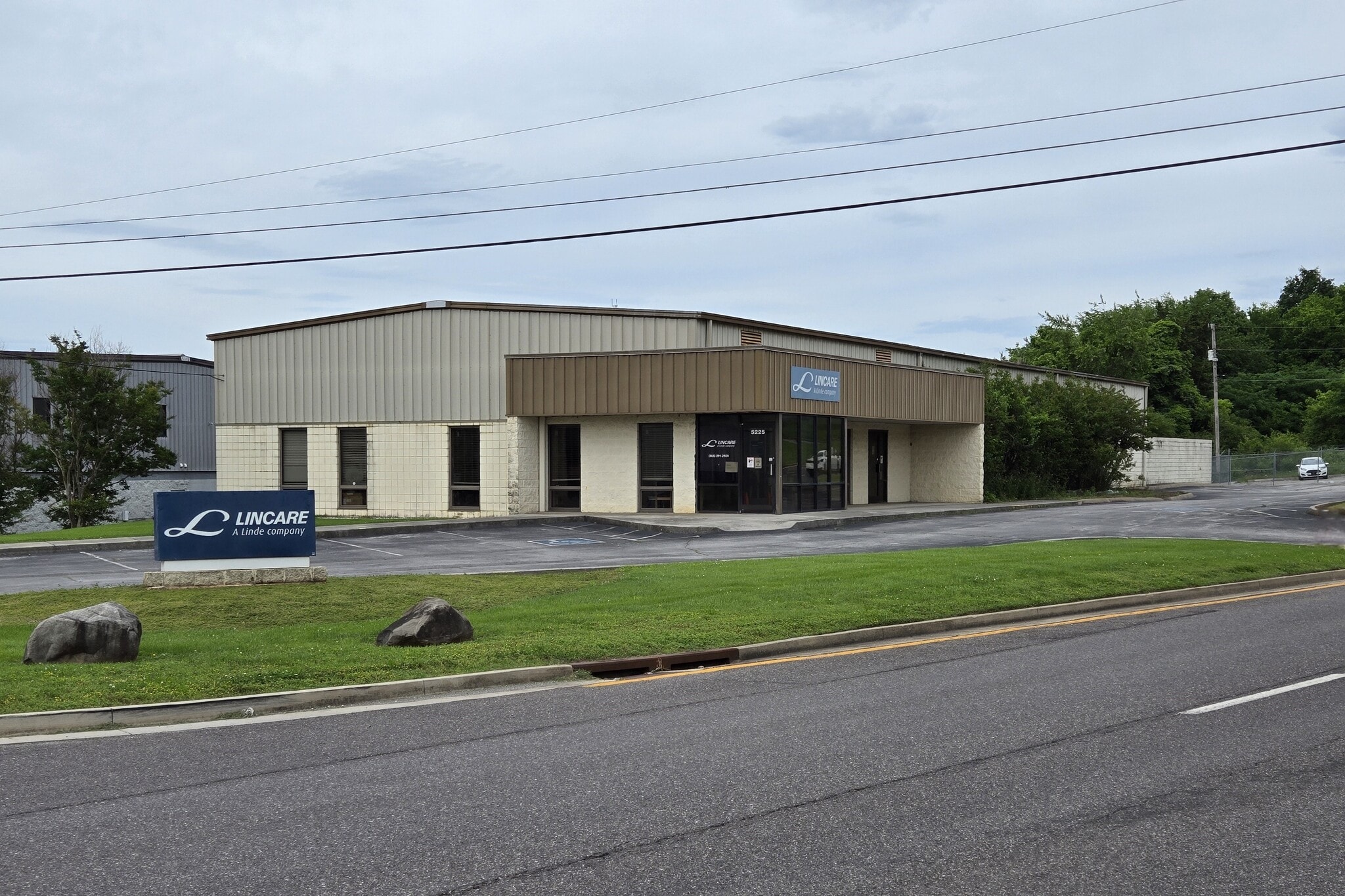 5225 S Middlebrook Pike, Knoxville, TN for Sale