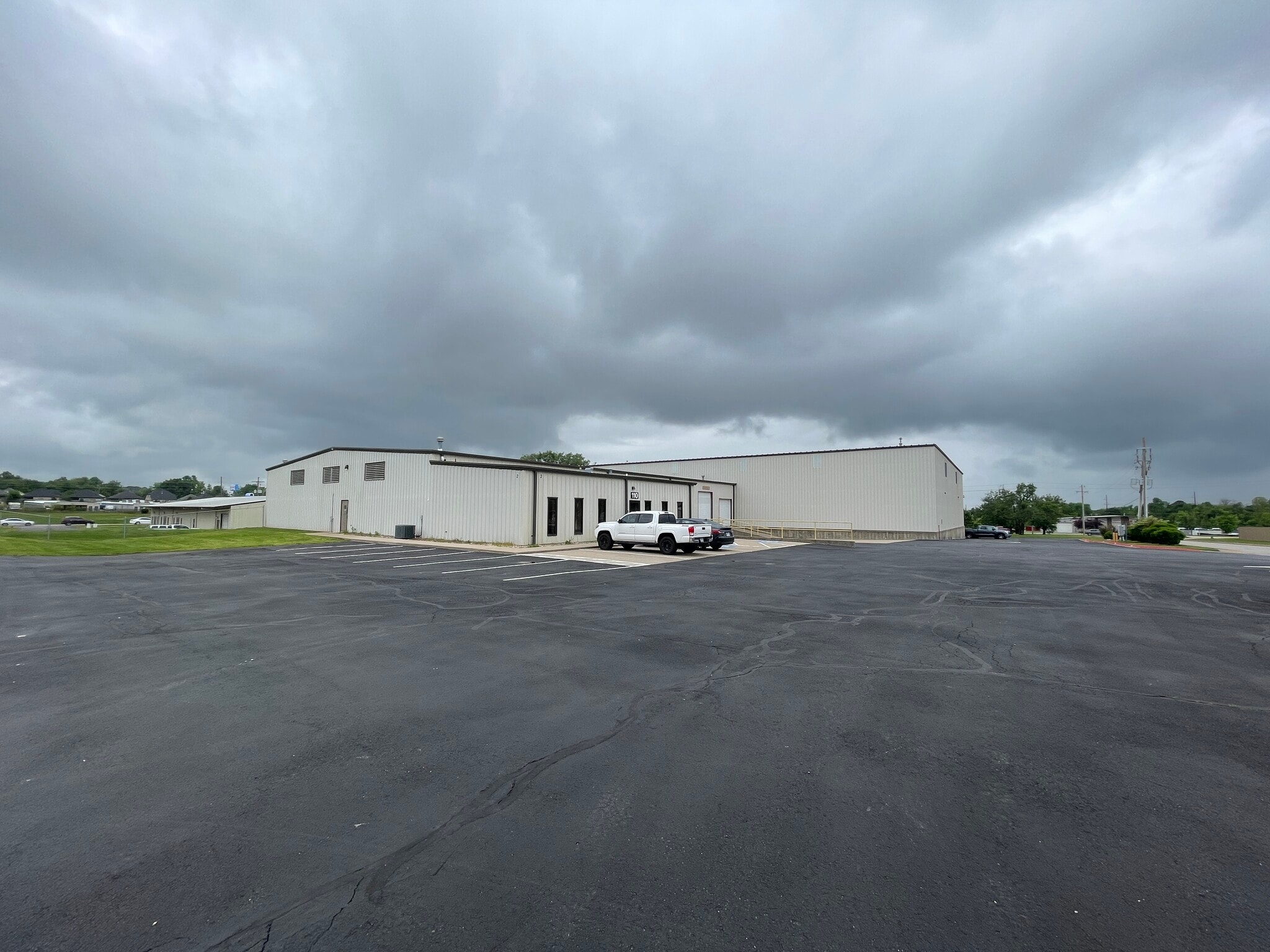 1821 S 1st St, Rogers, AR for Rent