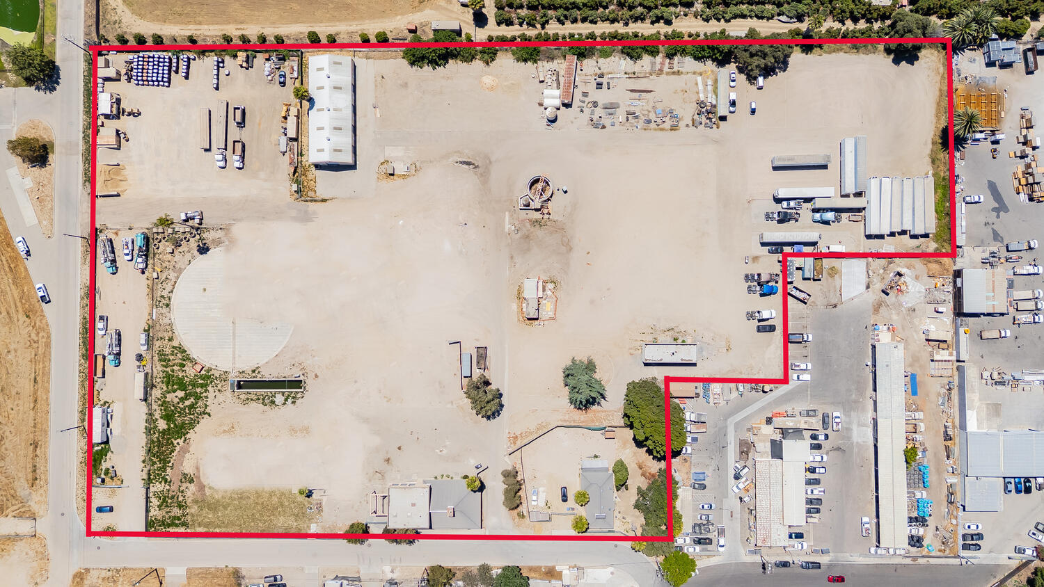 905-917 Corporation St, Santa Paula, CA for Sale