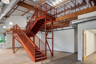 Vista, CA Industrial - 2641 La Mirada Dr