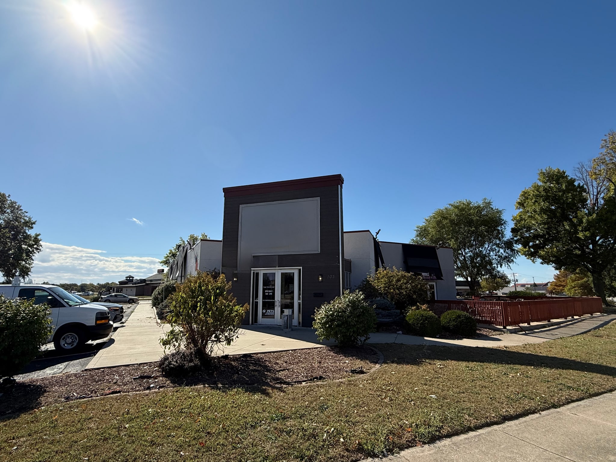 103 W Marketview Dr, Champaign, IL for Sale