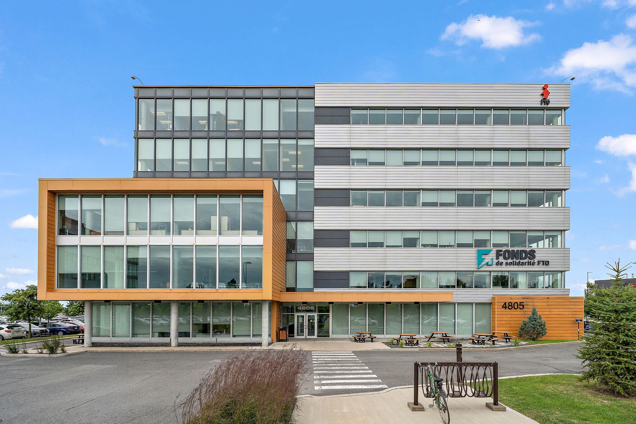 4805 Boul Lapinière, Brossard, QC for Rent
