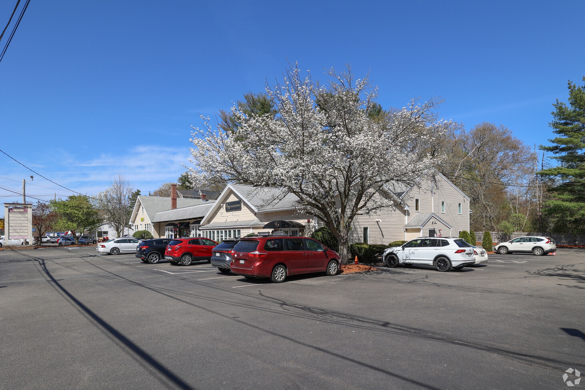 1321 Main St, Reading, MA for Rent