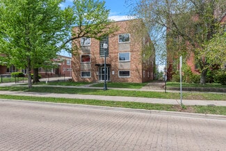 Decatur, IL Apartments - 320 W Main St