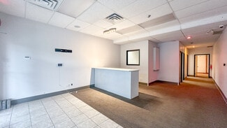 Kelowna, BC Office/Retail - 200 Dougall Rd N Kelowna, BC Office/Retail - 200 Dougall Rd N