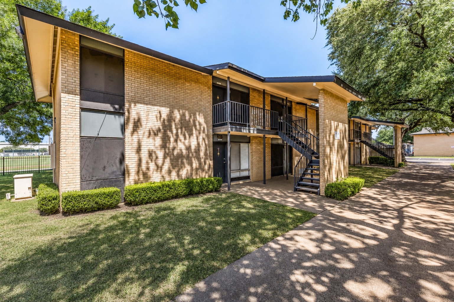 531 S Belt Line Rd, Grand Prairie, TX for Sale