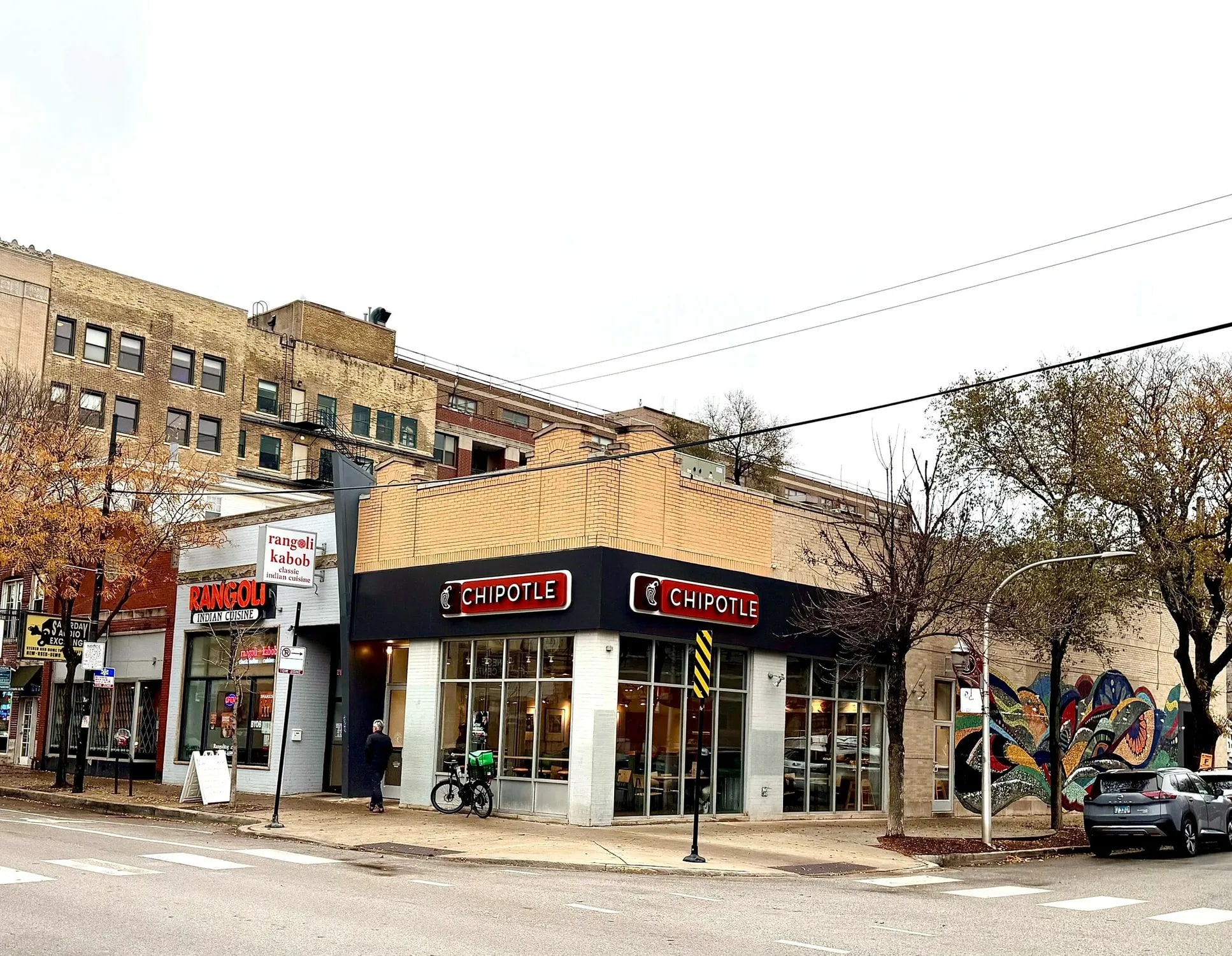 1023-1025 W Belmont Ave, Chicago, IL for Sale