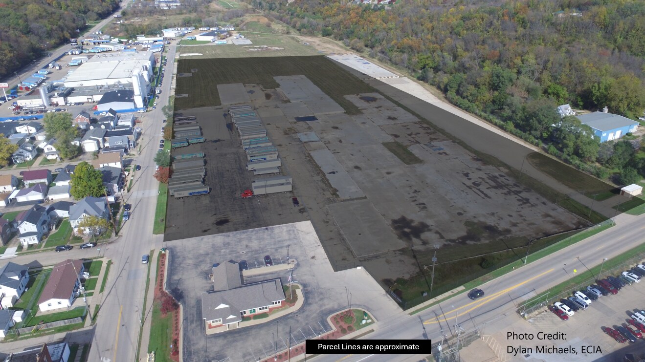 3400 Jackson, Dubuque, IA for Sale