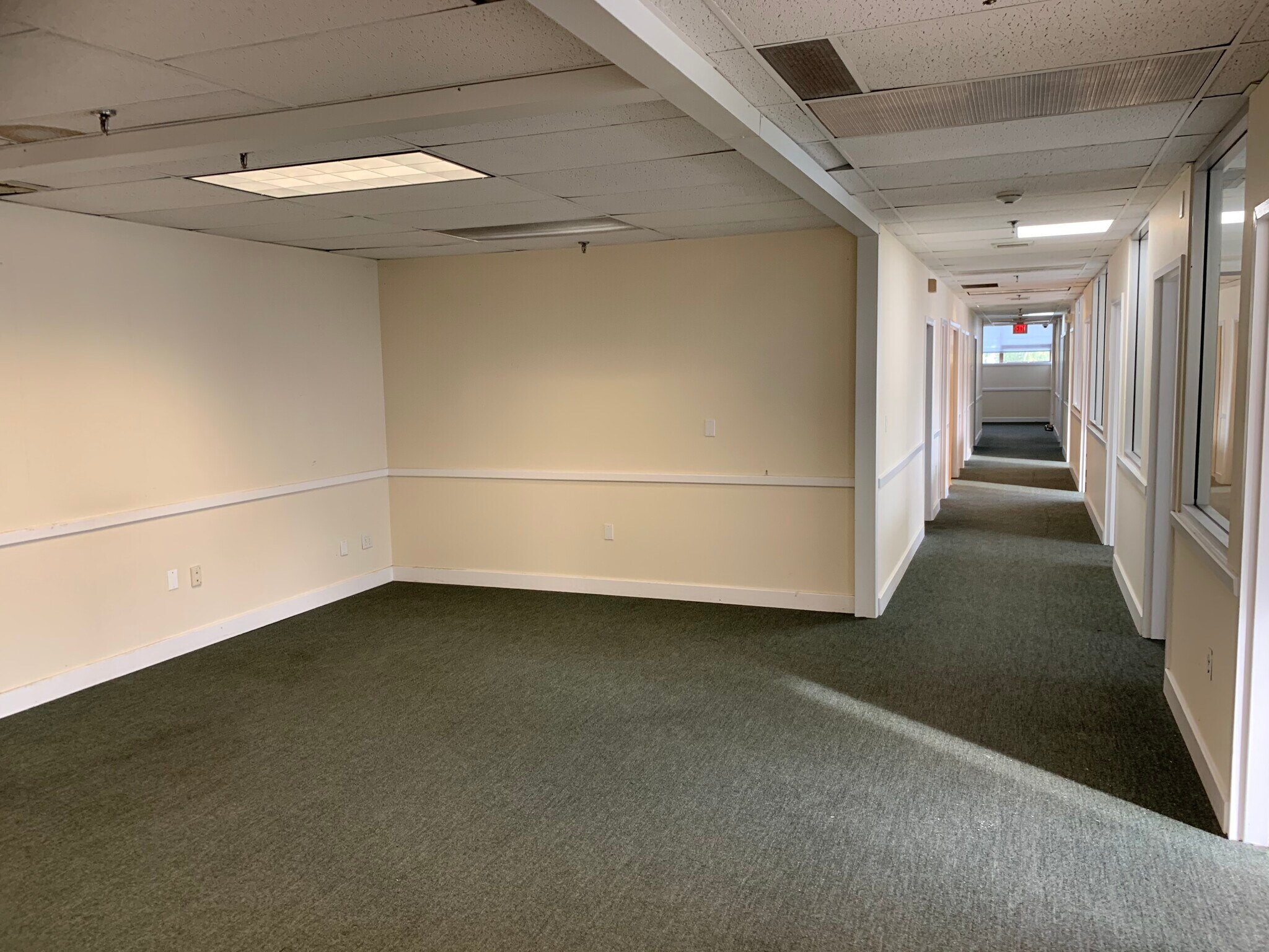 11 Largo Dr S Stamford, CT 06907 - Industrial Property for Lease on  Showcase.com
