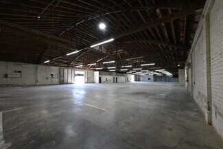 Van Nuys, CA undefined - 15023-15035 Califa St