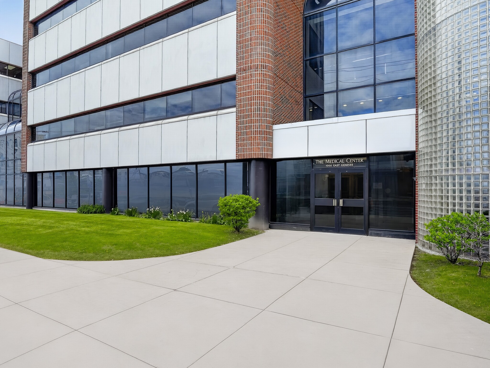 1000 E Genesee St, Syracuse, NY for Rent