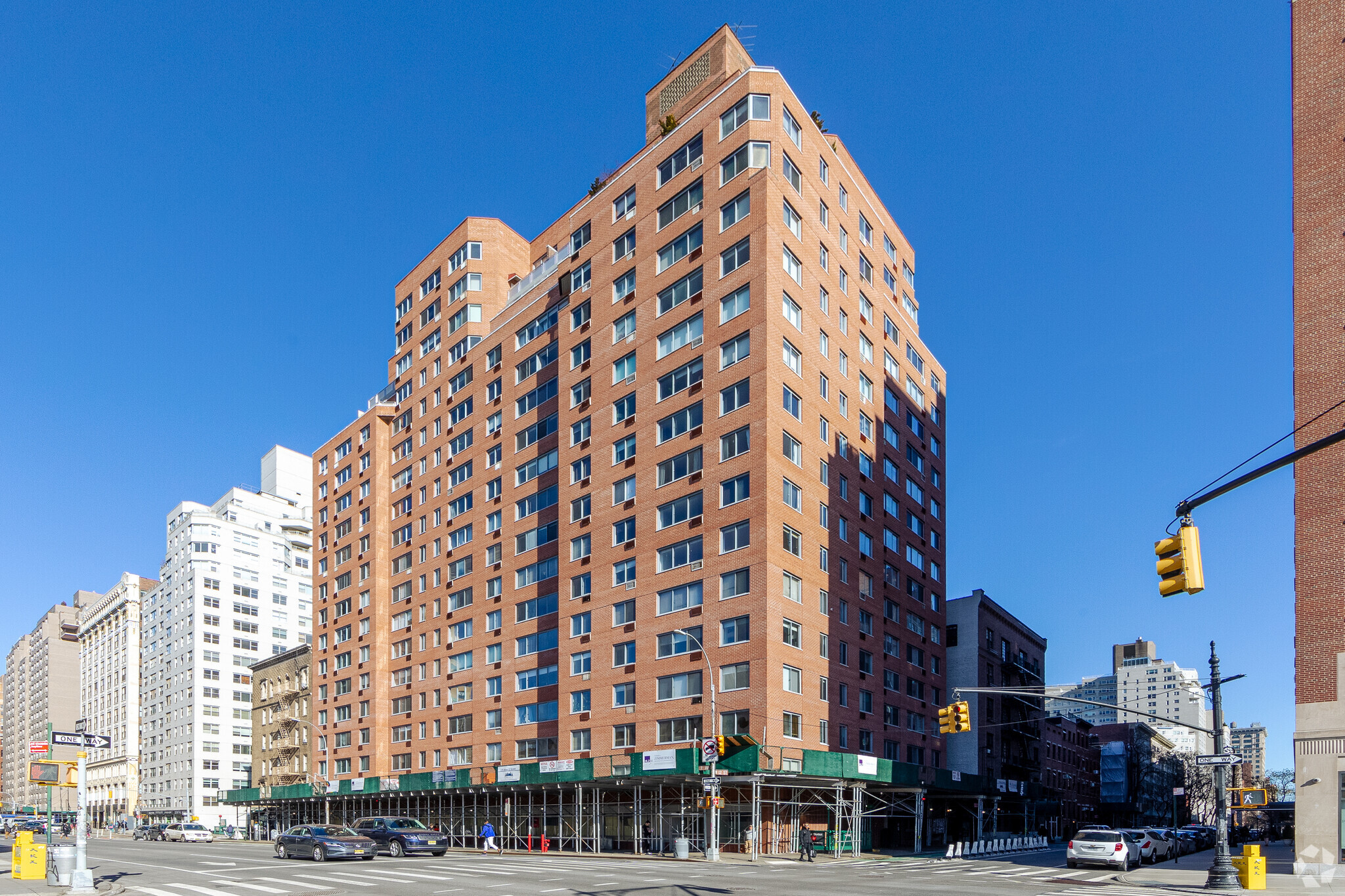 33-33 7th Ave, New York, NY for Rent