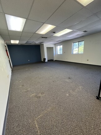 Newington, CT Office - 171 Market Sq Newington, CT Office - 171 Market Sq