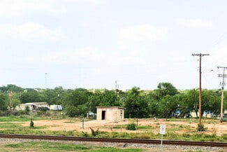 Cotulla, TX Commercial Land - 244 Market st