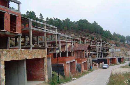 4 Cuesta Llanos, Cuevas del Valle, AVI for Sale