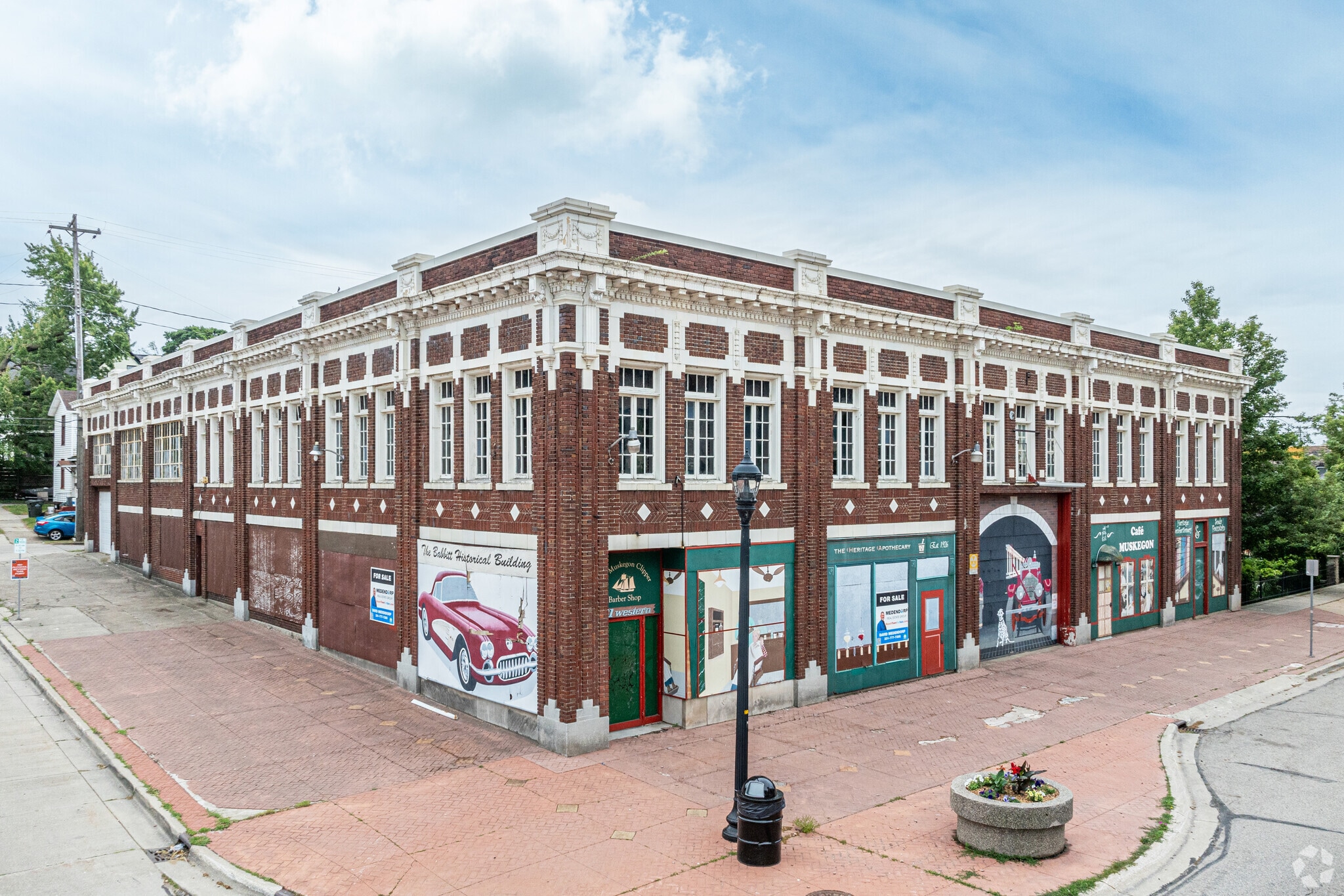 521 W Western Ave, Muskegon, MI for Sale
