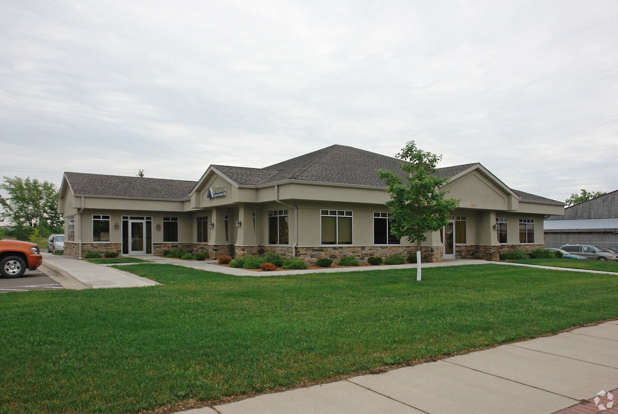 600 S Main St, Cambridge, MN for Sale