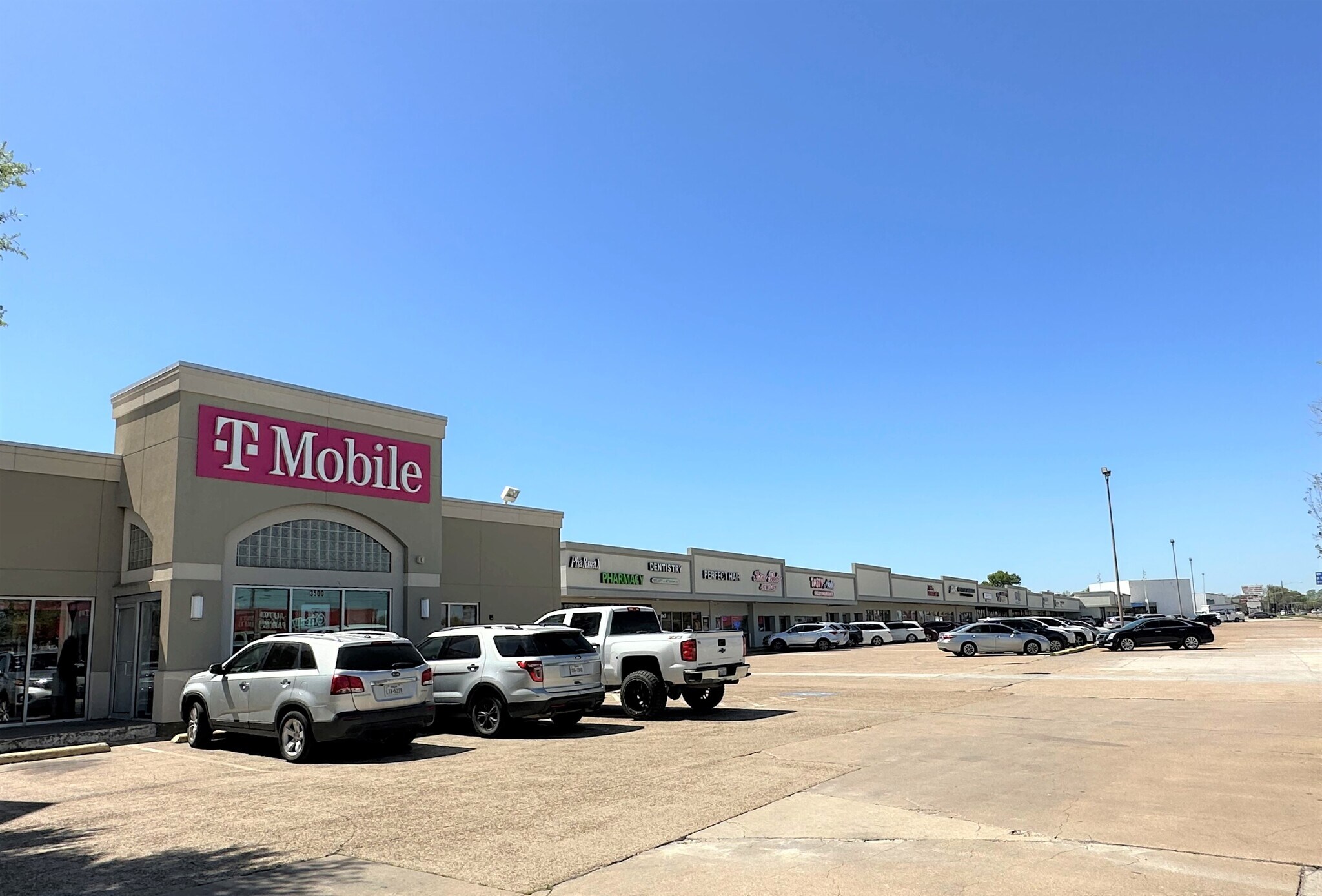 3504 W Walnut St, Garland, TX for Rent