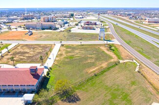 Cotulla, TX Commercial - 475 Mars Dr