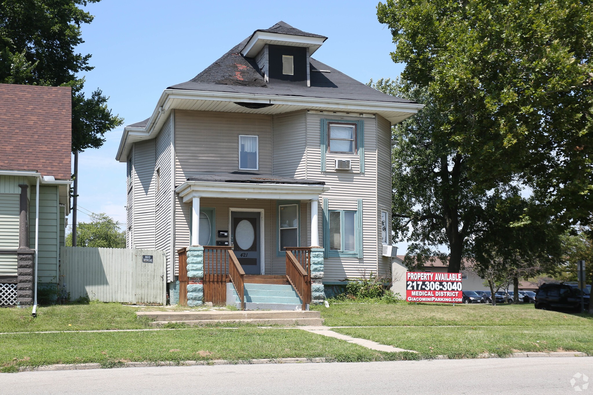 421 N 1st St, Springfield, IL for Sale