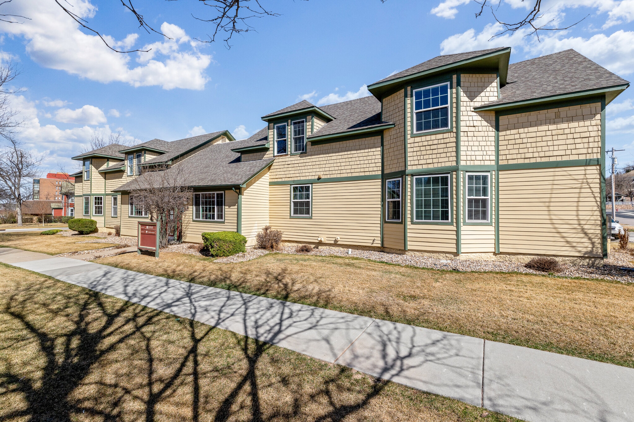 1010 9th St, Rapid City, SD for Sale