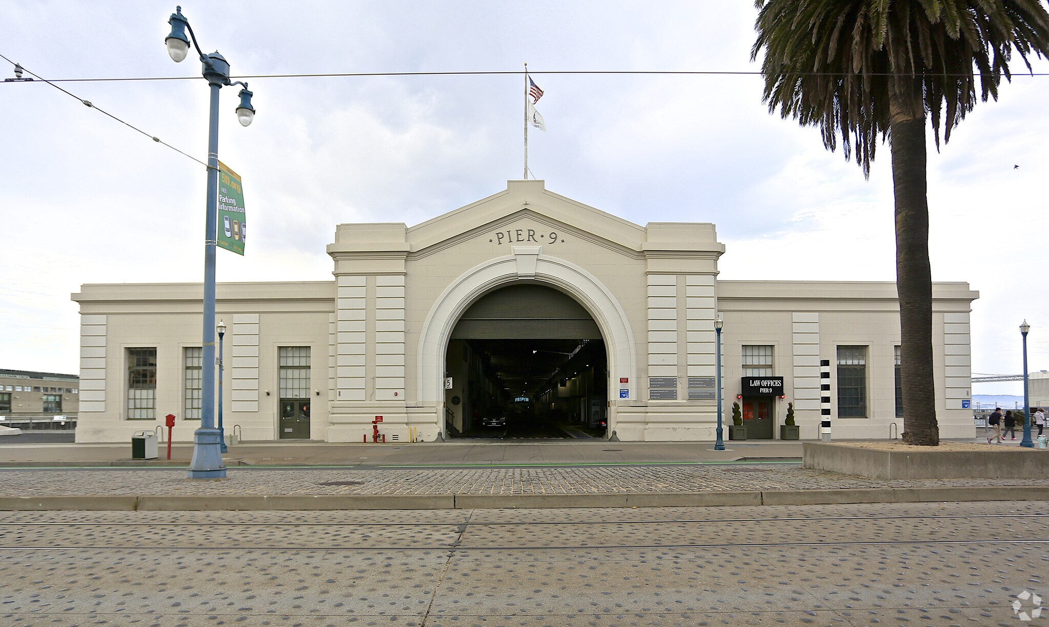 The Embarcadero @ Bay St., San Francisco, CA for Rent