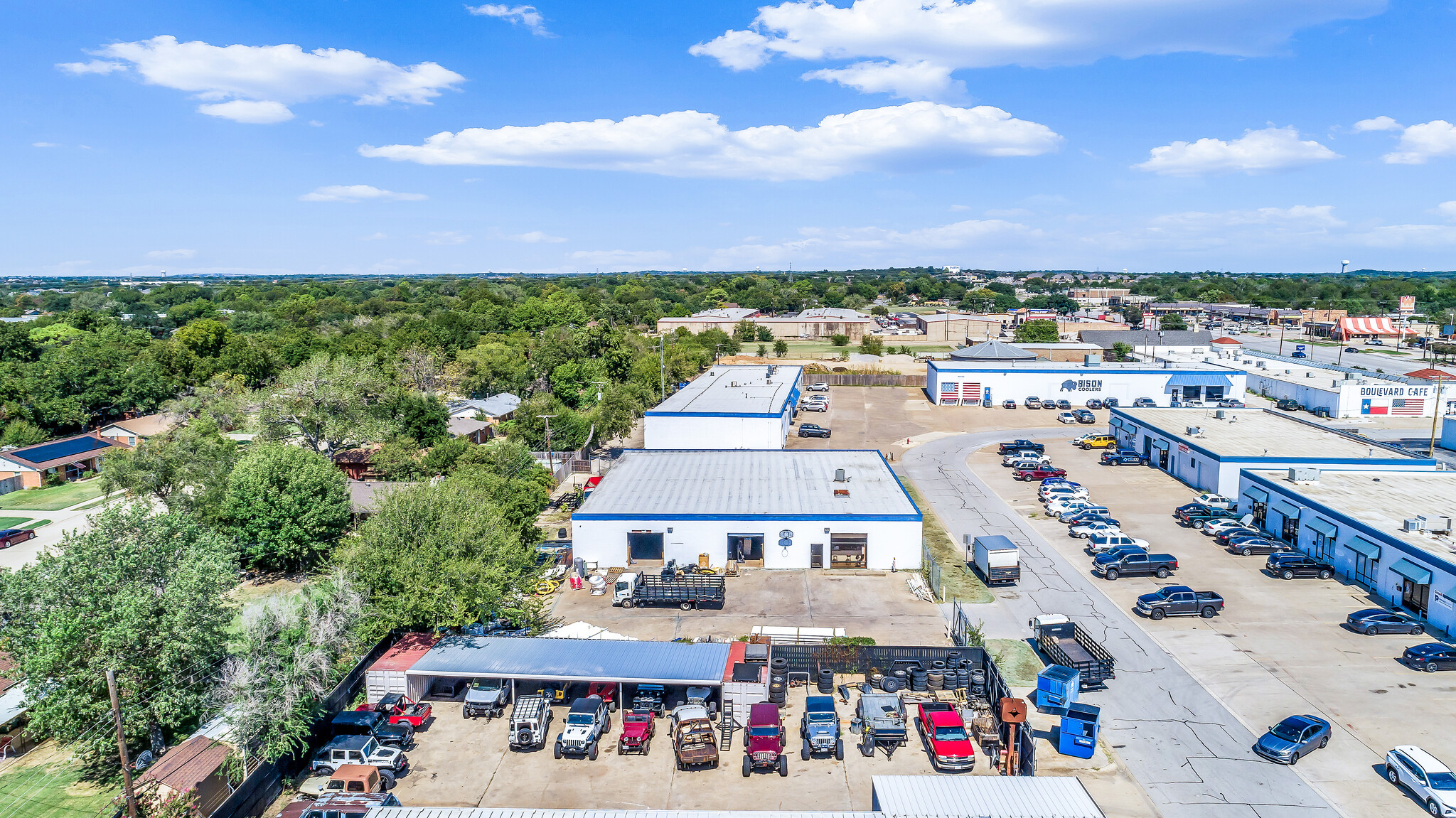 5105 Commercial Dr, North Richland Hills, TX for Sale